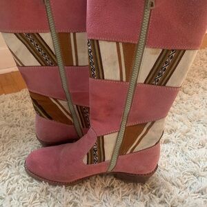 Stylish Pink Patterned Heeled Boots